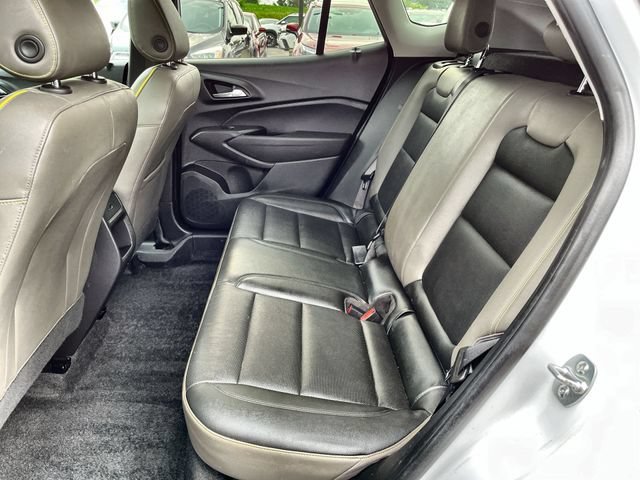 Certified Used 2025 Summit White Chevrolet ACTIV image 25