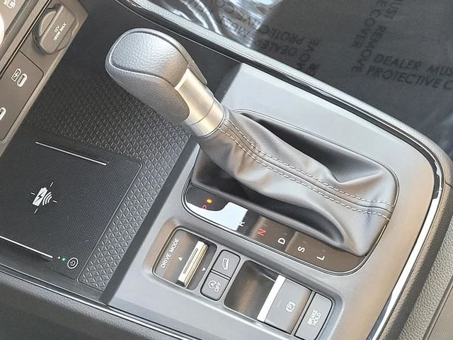 Used 2026  Honda LX image 25