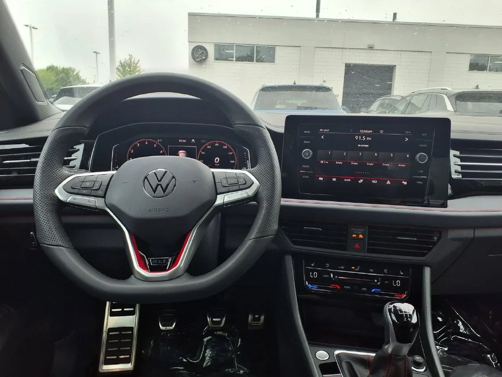 New 2026 Deep Black Pearl Volkswagen 2.0T Autobahn image 12