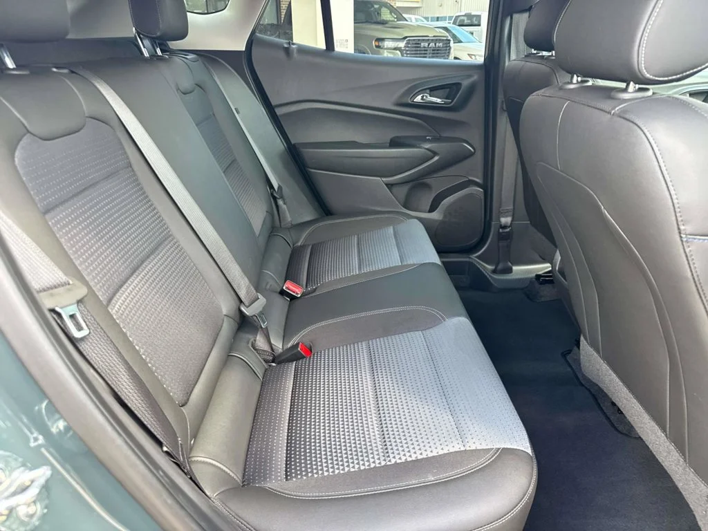 Used 2025 Gray Chevrolet LT image 20