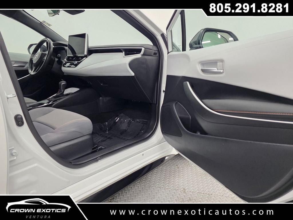 Used 2025 White Toyota FX image 9