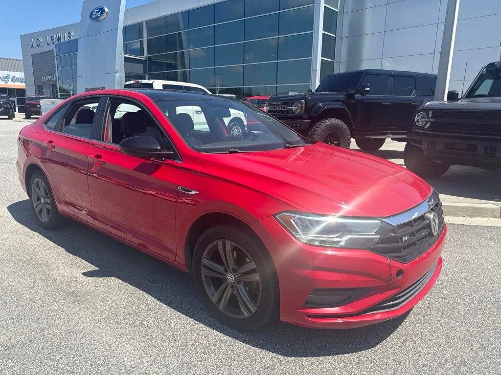 Used 2019 Tornado Red Volkswagen R-Line image 1