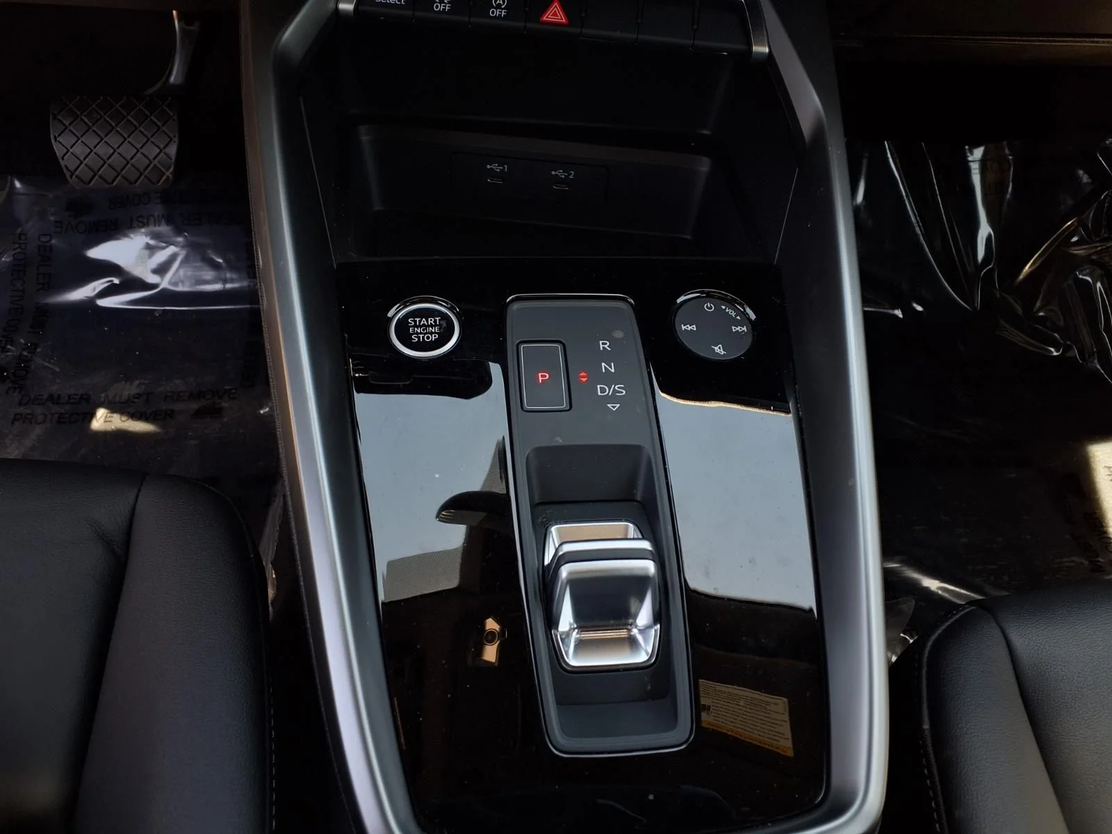 Used 2023 White Audi 40 Premium image 10
