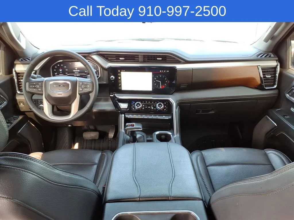 Used 2024 Onyx Black GMC Denali image 26