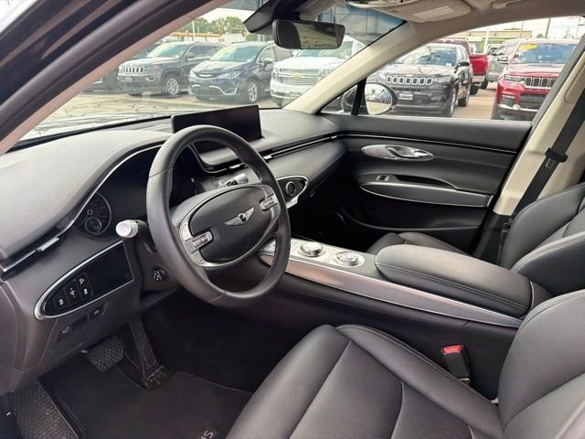 Used 2023 Black Genesis 2.5T image 9