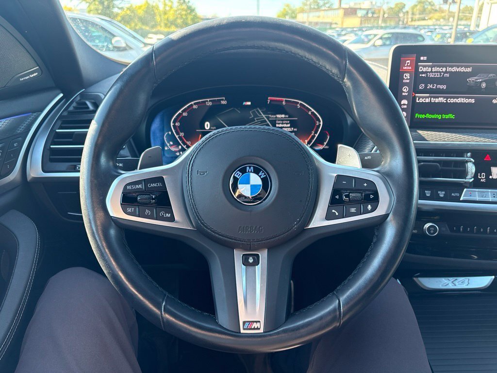Used 2024 Black BMW xDrive30i image 12