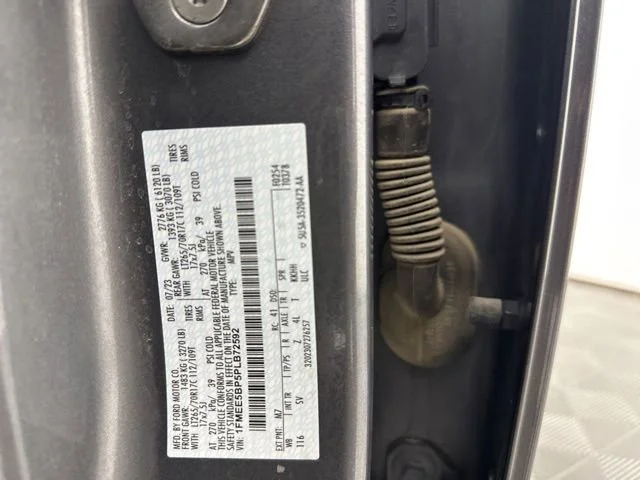 Used 2023  Ford Base image 33