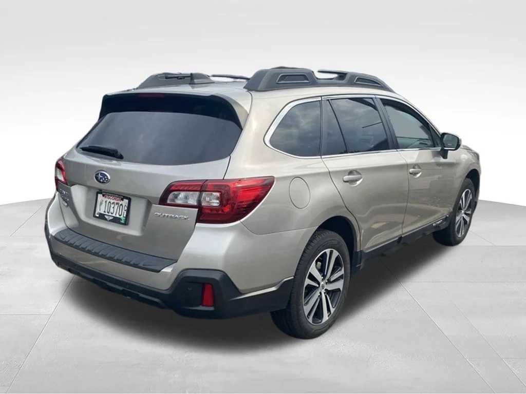 Used 2019 Tungsten Metallic Subaru 2.5i image 6