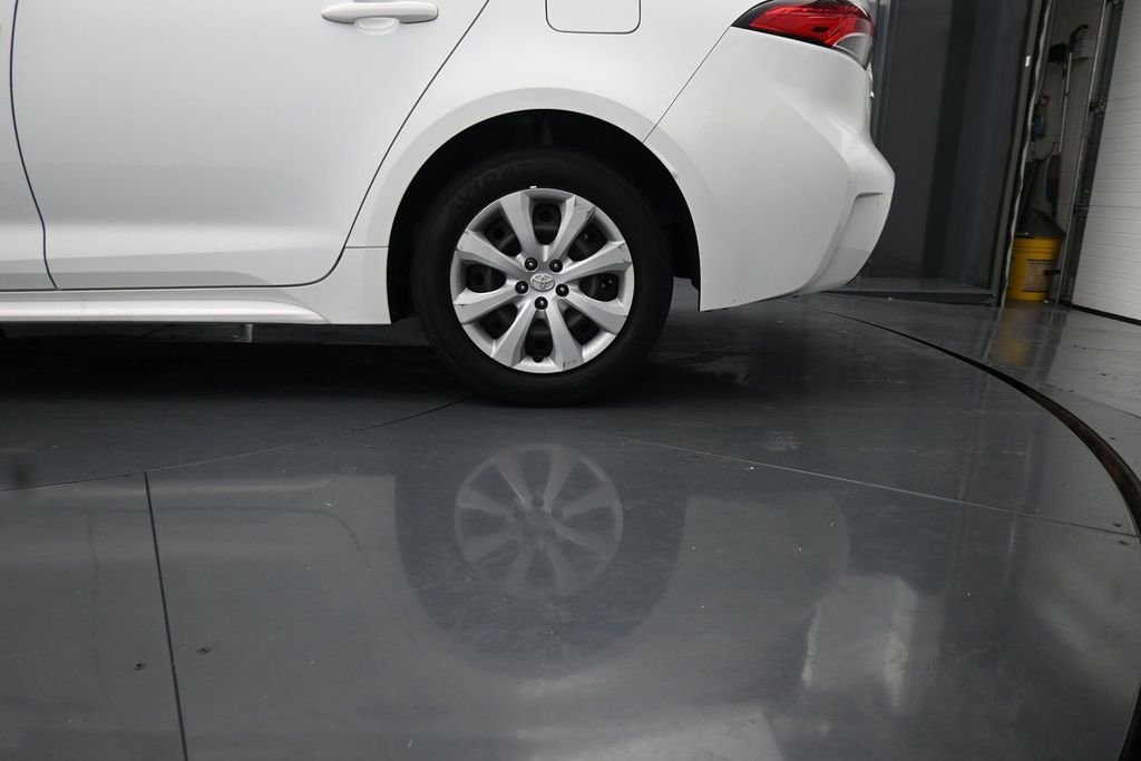 Used 2024 White Toyota LE image 14
