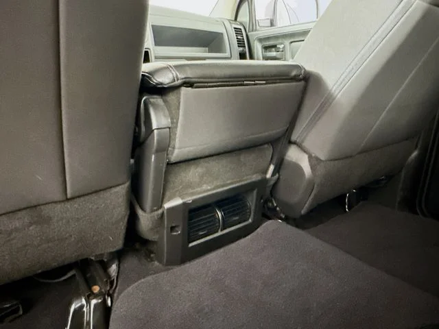 Used 2019 Blue Ram Express image 31