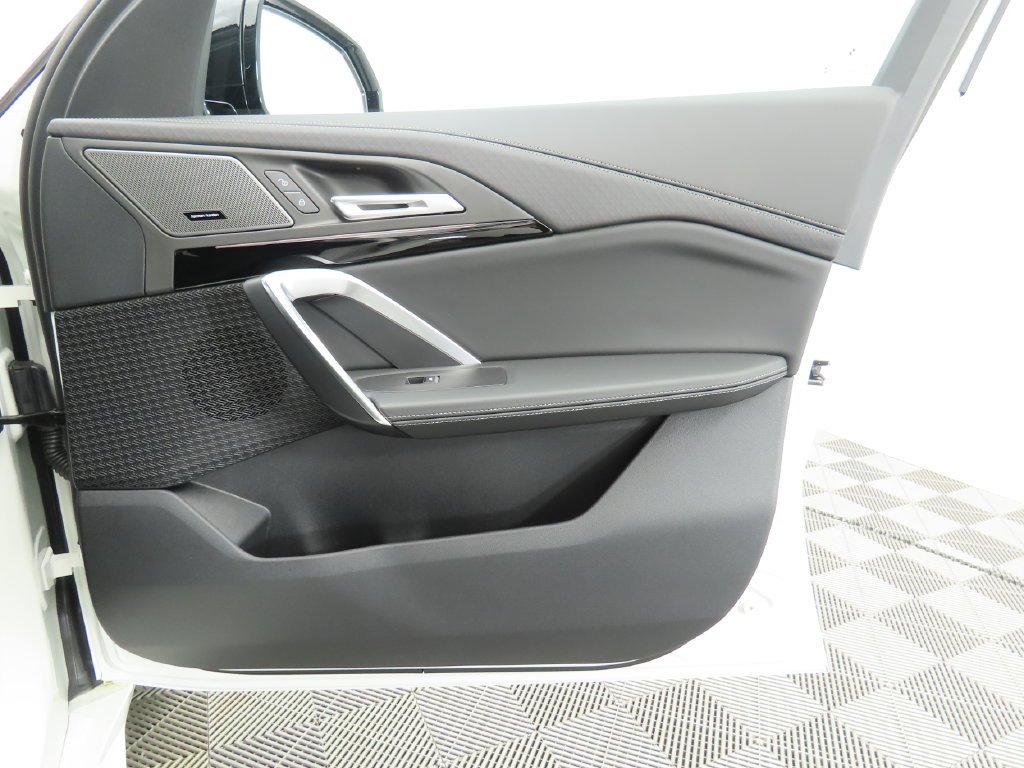 Certified Used 2026 Alpine White BMW xDrive28i image 24