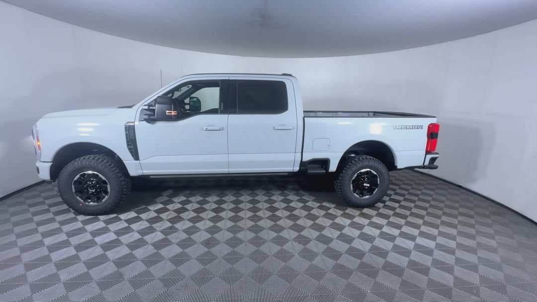 New 2026 Avalanche Ford Platinum image 4