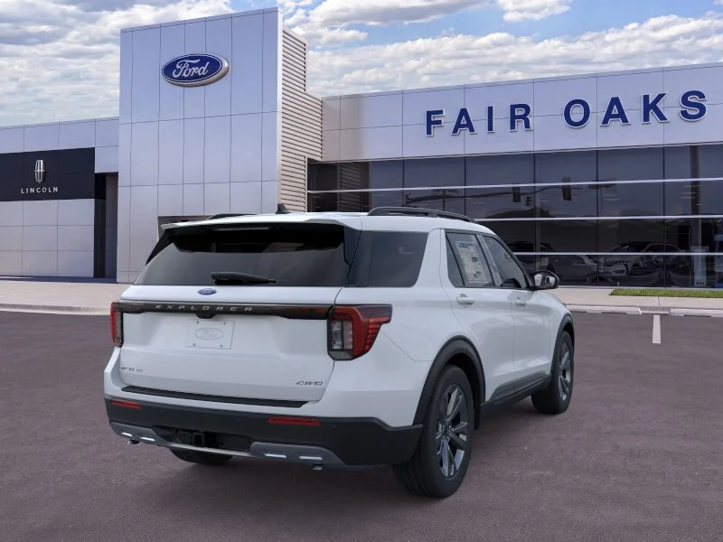 New 2026 Space White Metallic Ford Active image 8