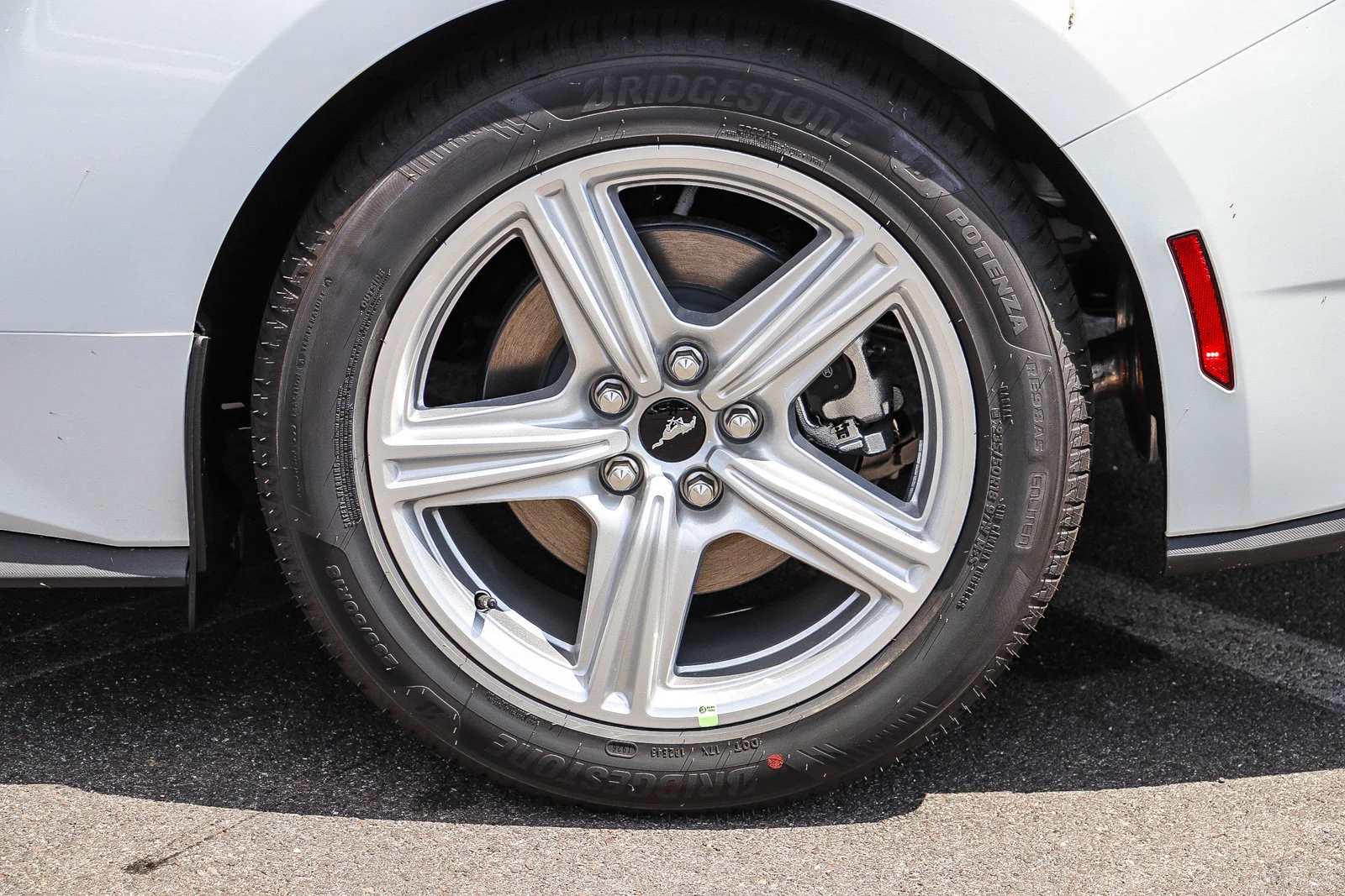 New 2026 Oxford White Ford EcoBoost® Fastback image 12