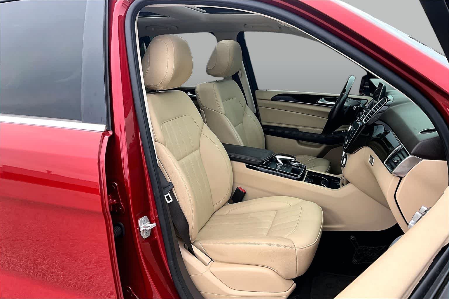 Used 2016 designo Cardinal Red Metallic Mercedes-Benz GLE 350 image 9
