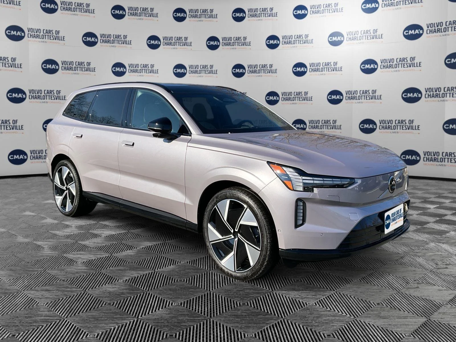 New 2026 Aurora Silver Volvo Ultra image 7