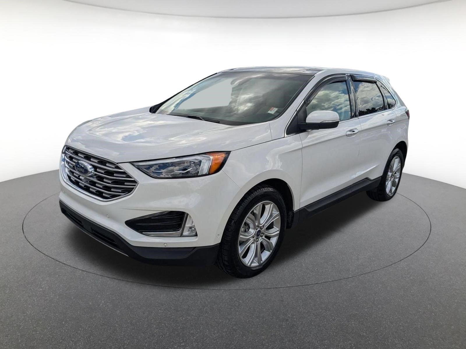 Used 2020 Star White Metallic Tri-Coat Ford Titanium image 9