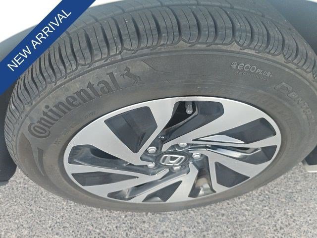 Used 2018 Taffeta White Honda LX image 24
