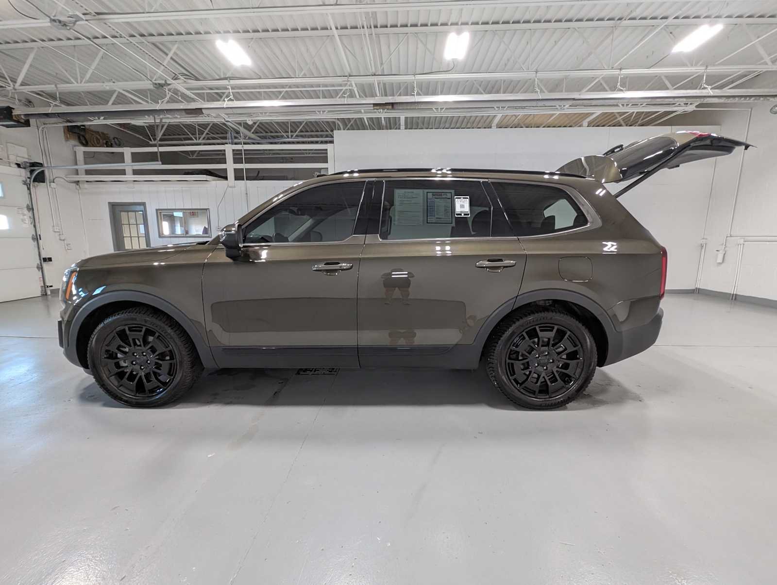 Used 2021 MOSS Kia EX image 12