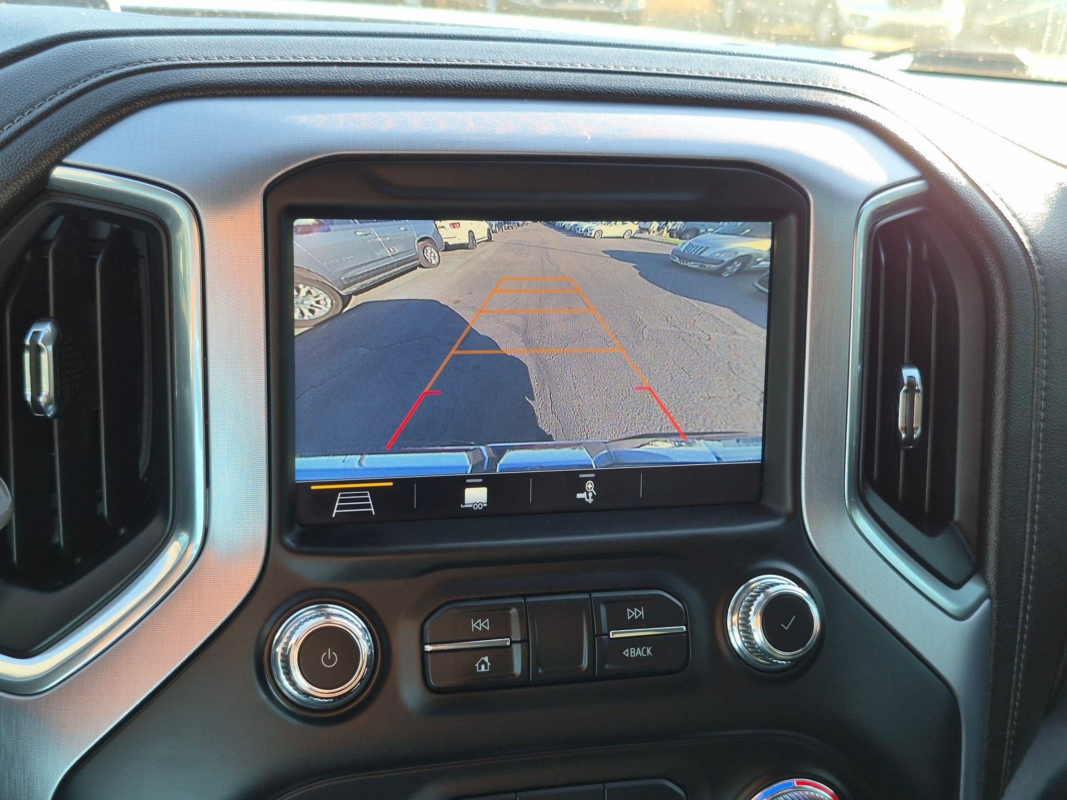 Used 2019 Quicksilver Metallic GMC SLT image 23