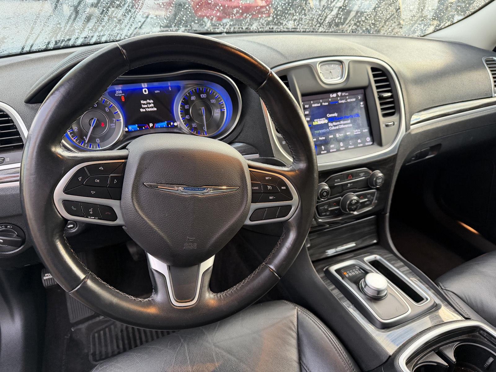 Used 2018 Gloss Black Chrysler Touring image 10