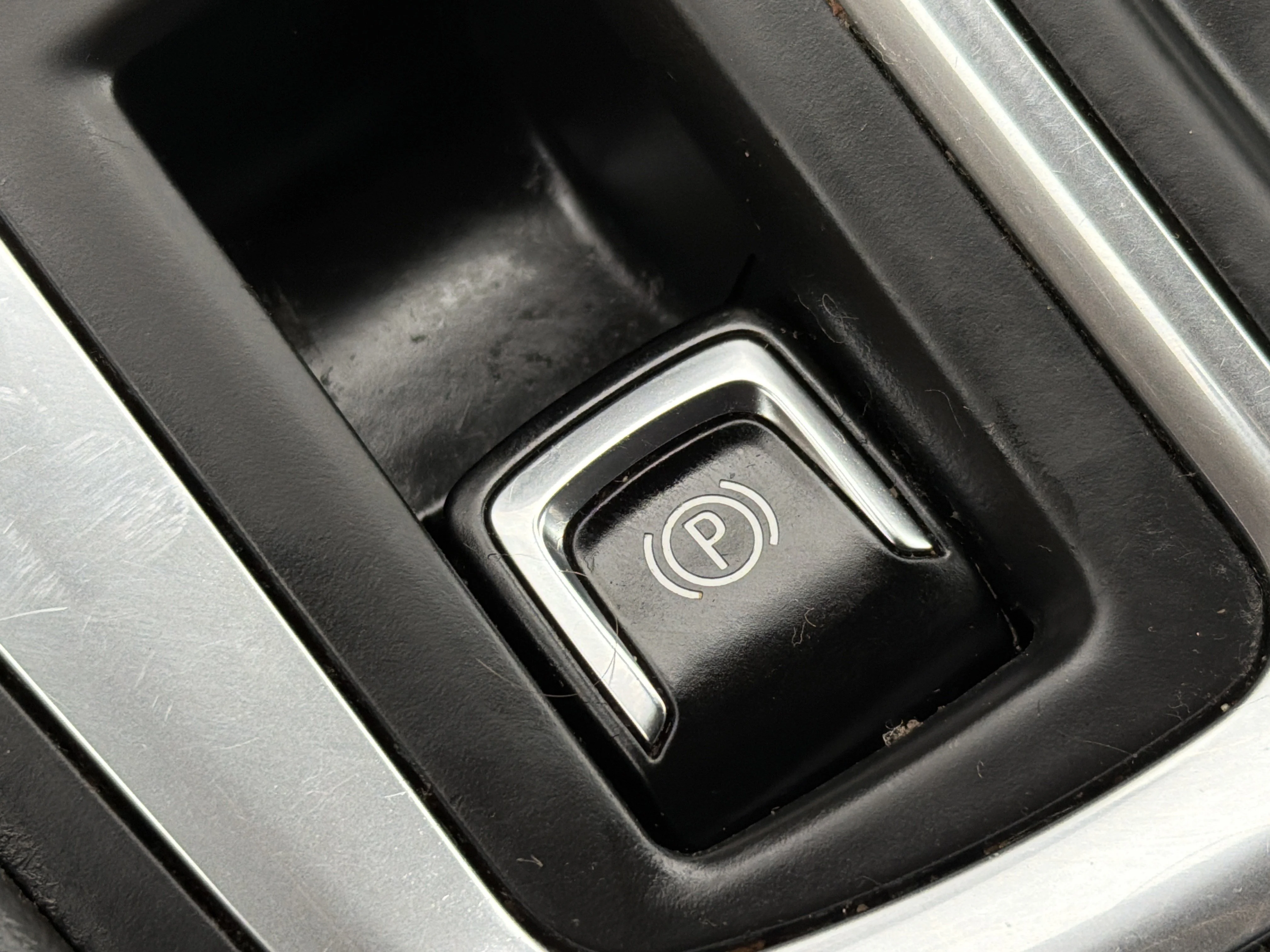 Used 2021 Midnight Blue Metallic Chevrolet LT image 27