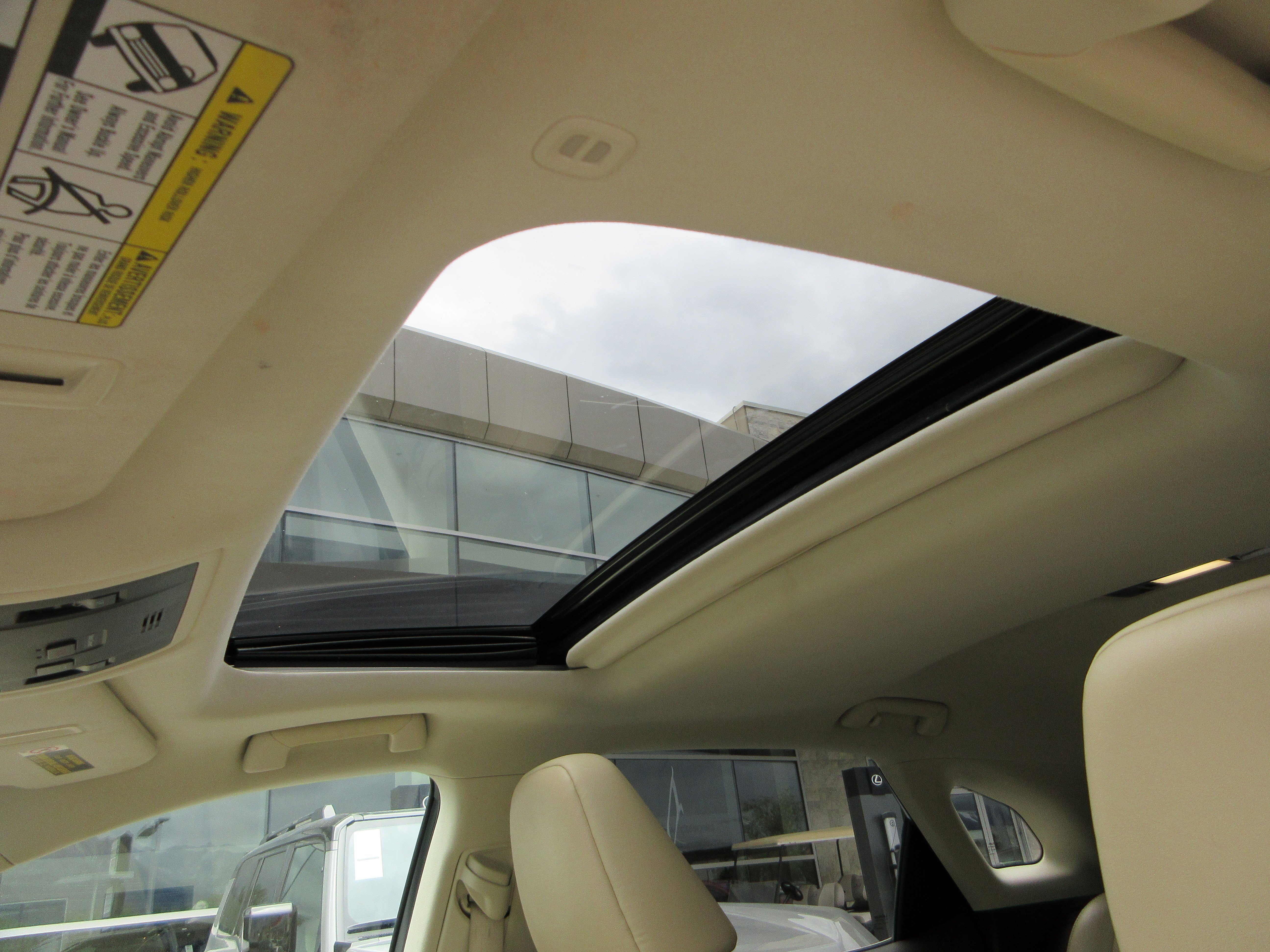 Used 2016 Nebula Gray Pearl Lexus 450h image 17