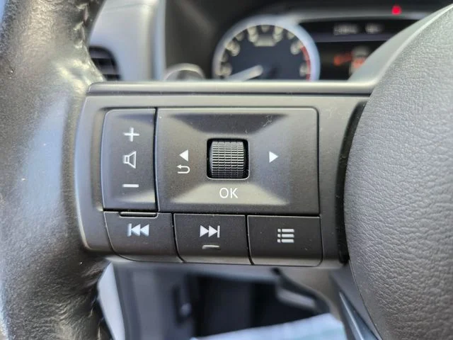 Used 2024 White Nissan SV image 34