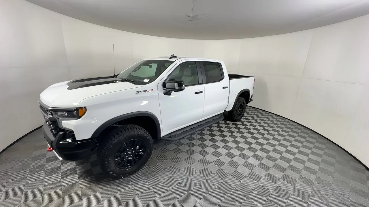 New 2026 Summit White Chevrolet ZR2 image 99