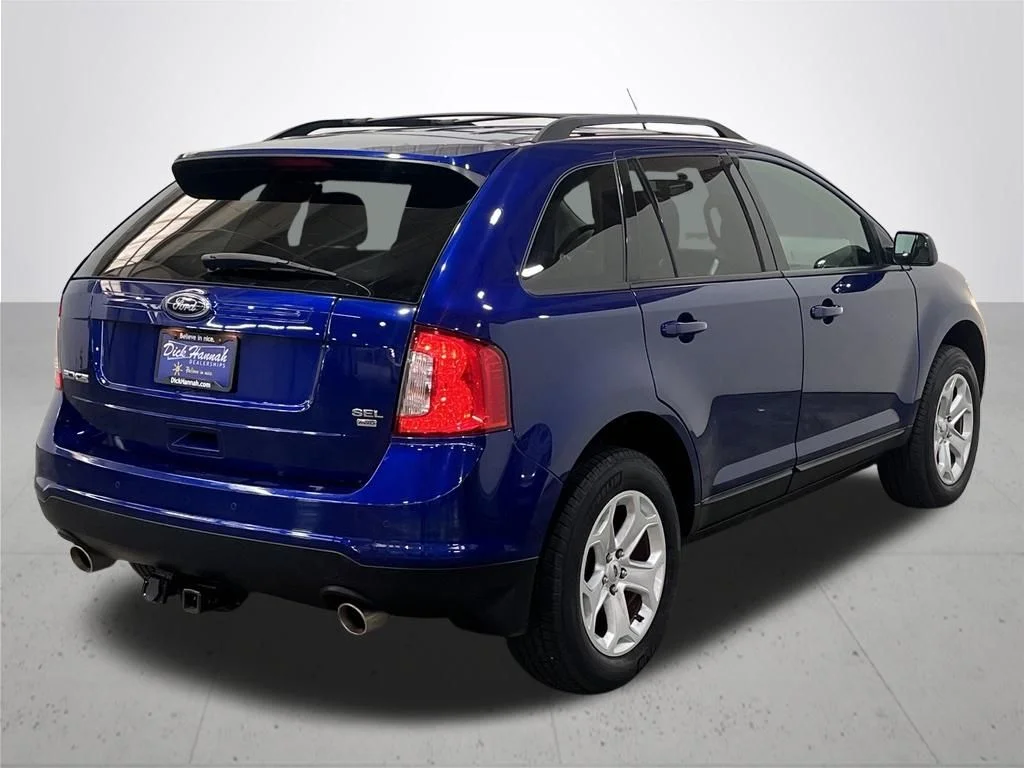 Used 2014 Blue Ford SEL image 10