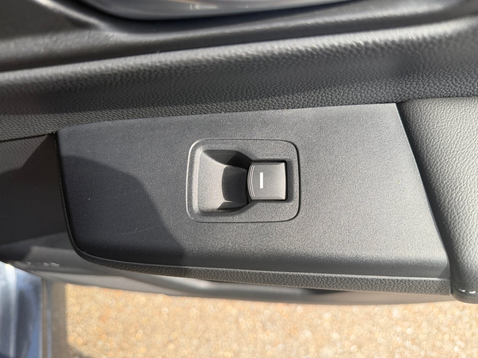 2025 Honda CR-V EX - Photo 37