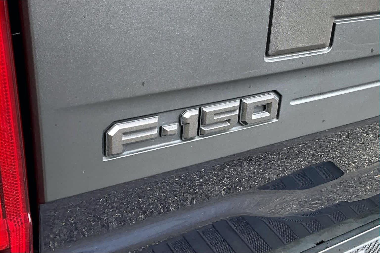 Used 2022 Antimatter Blue Metallic Ford Raptor image 31
