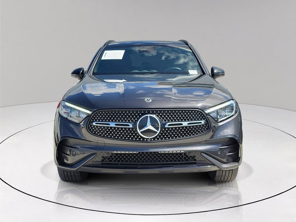 Certified Used 2024 Gray Mercedes-Benz GLC 300 image 2