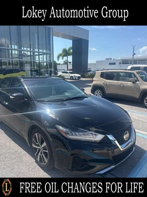 2019 Nissan Maxima SV's photo