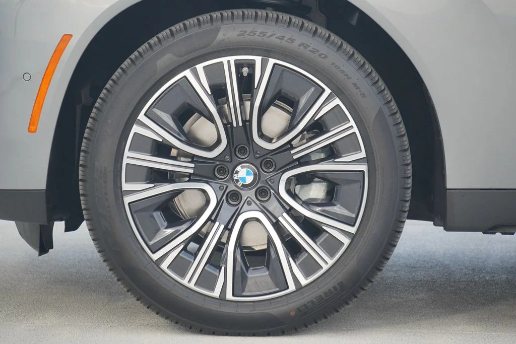 Used 2026 Gray BMW 30 xDrive image 5