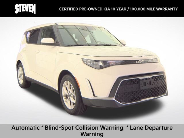 Certified Used 2025  Kia LX image 3