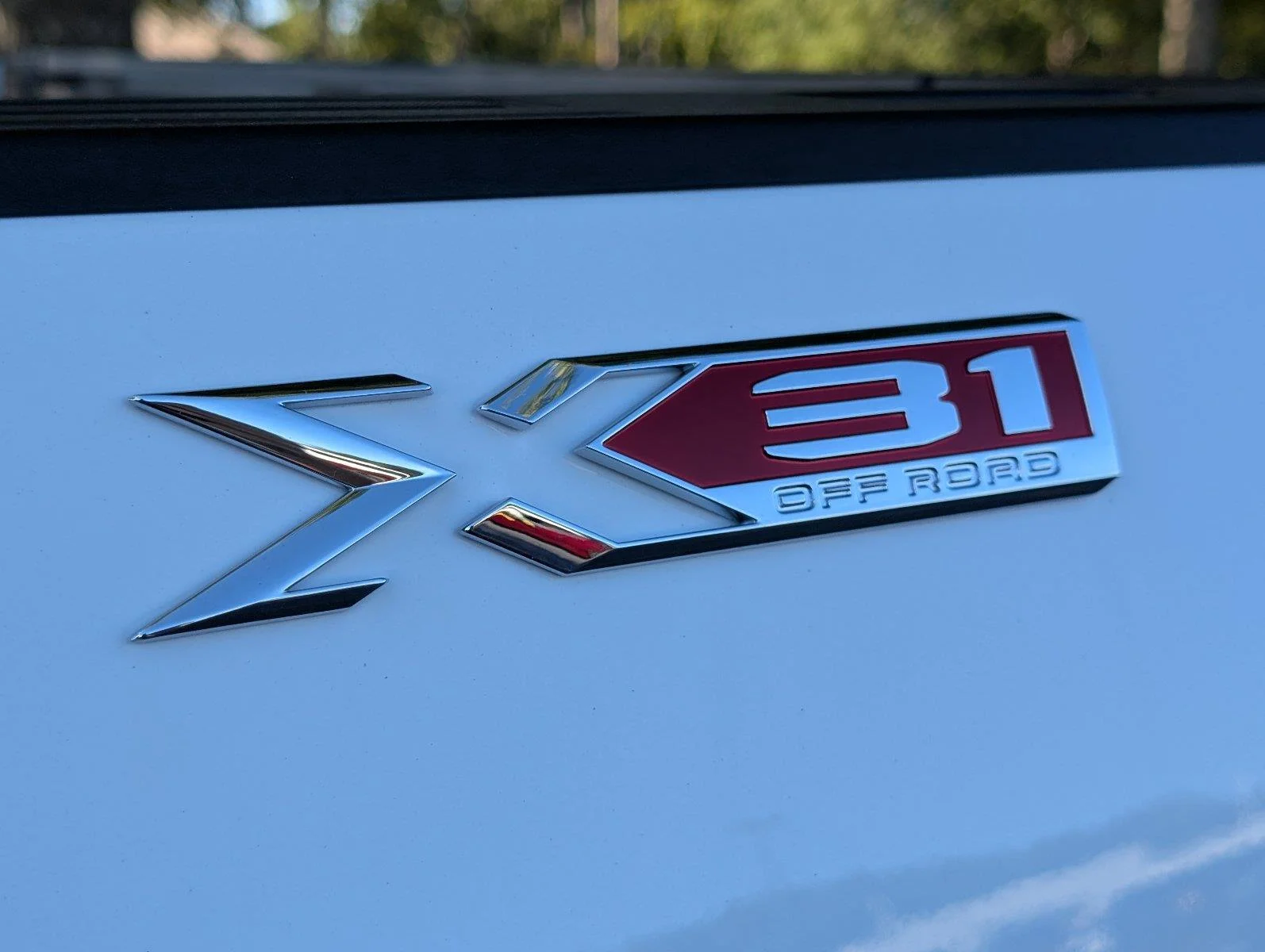 New 2026 Summit White GMC Pro image 6