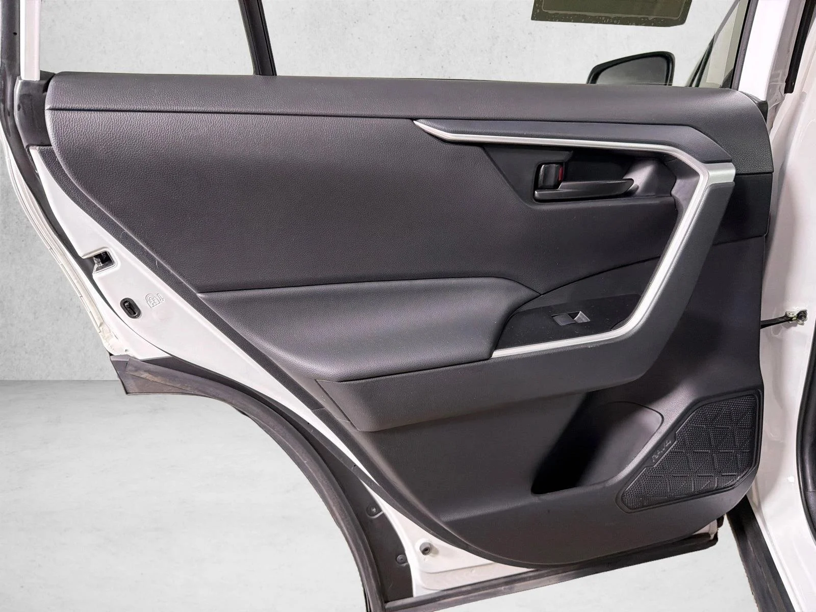 Used 2023 Silver Toyota LE image 21