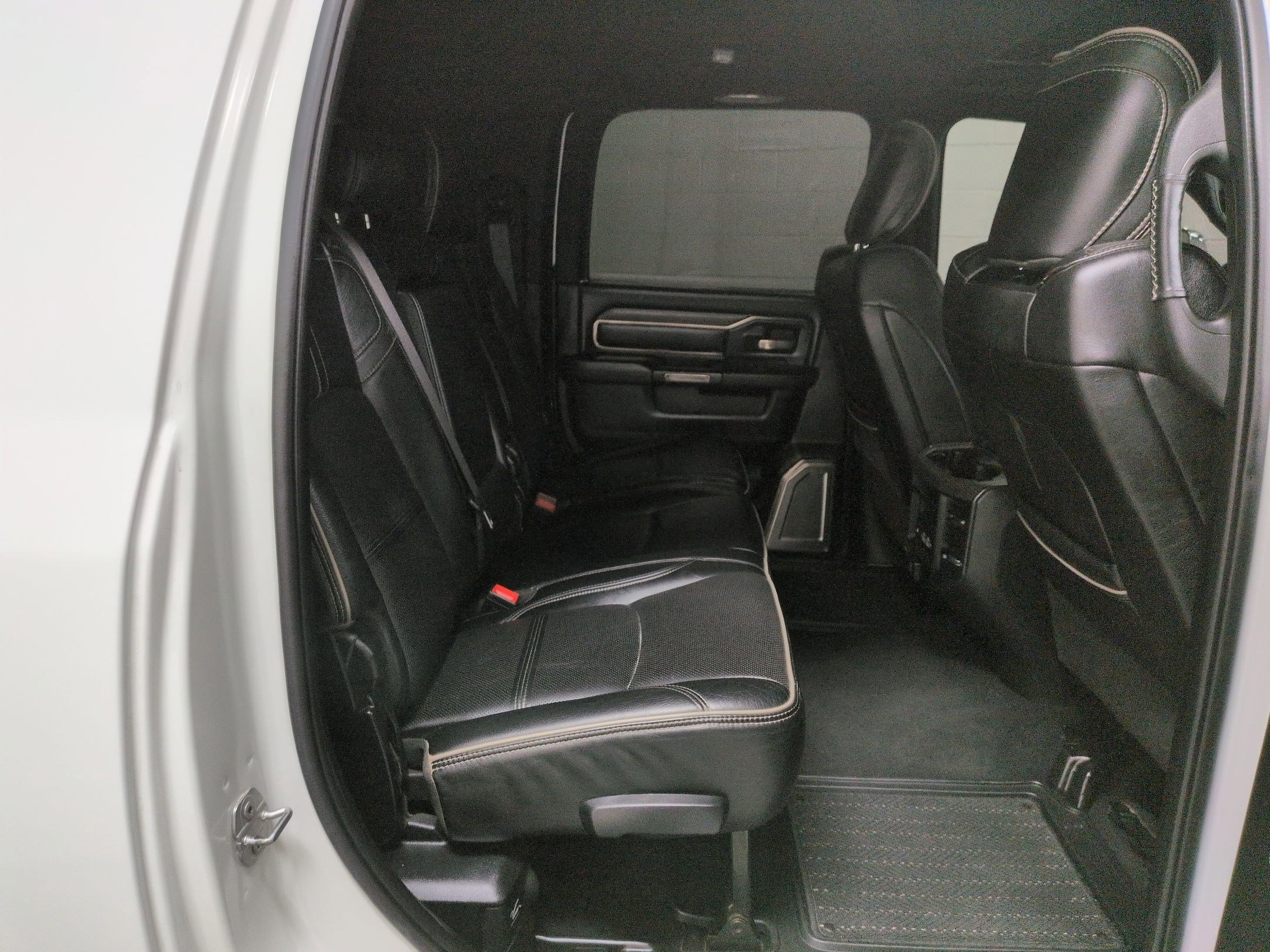 2020 RAM Ram 2500 Pickup Laramie Limited - Photo 32