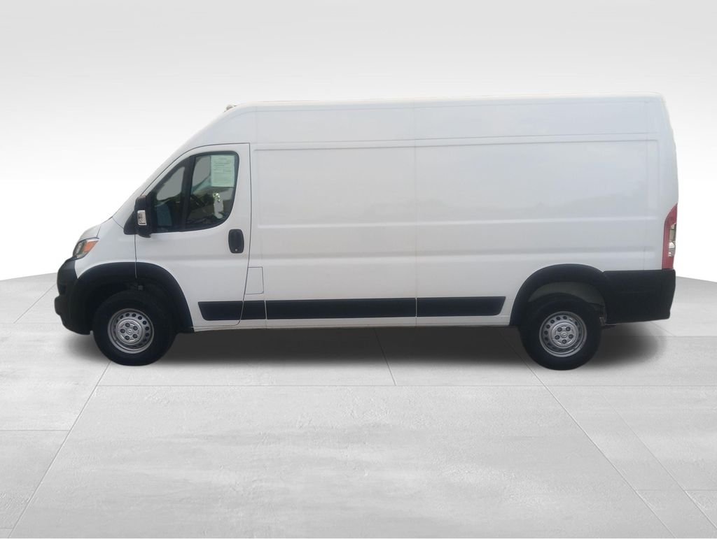 Used 2024 White Ram High Roof image 3