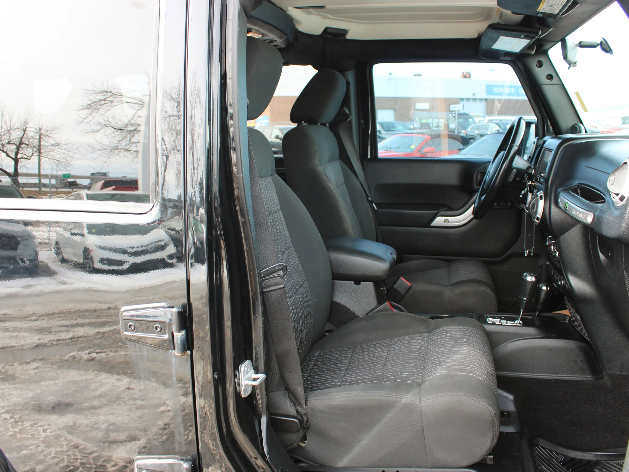 Used 2012 Black Jeep Sahara * Mechanic Special | V6 | Navigation | Heated Seats image 17