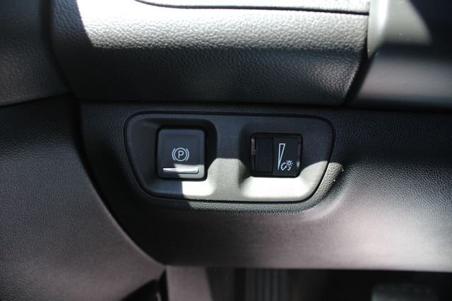 Used 2019 Blue Steel Metallic GMC SLE-2 image 8