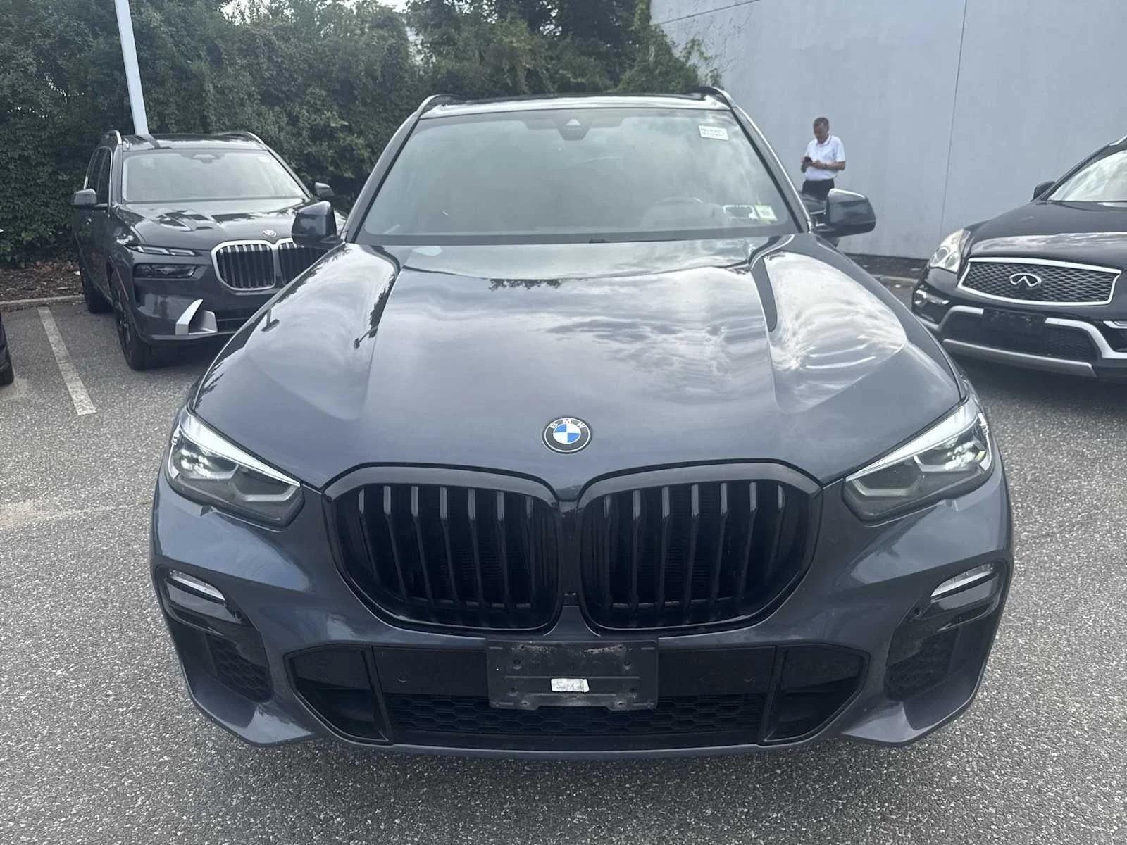 Used 2021 Arctic Grey Metallic BMW xDrive40i image 3