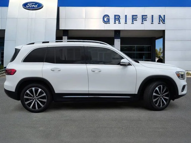 Used 2021  Mercedes-Benz GLB 250 image 3