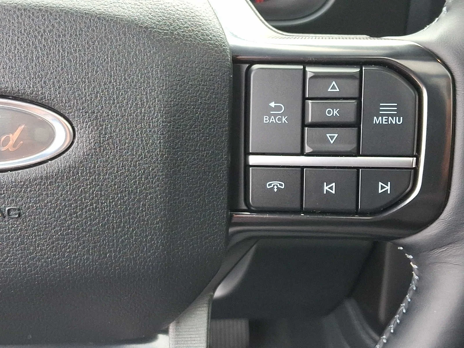 Used 2026 Agate Black Metallic Ford Platinum image 22