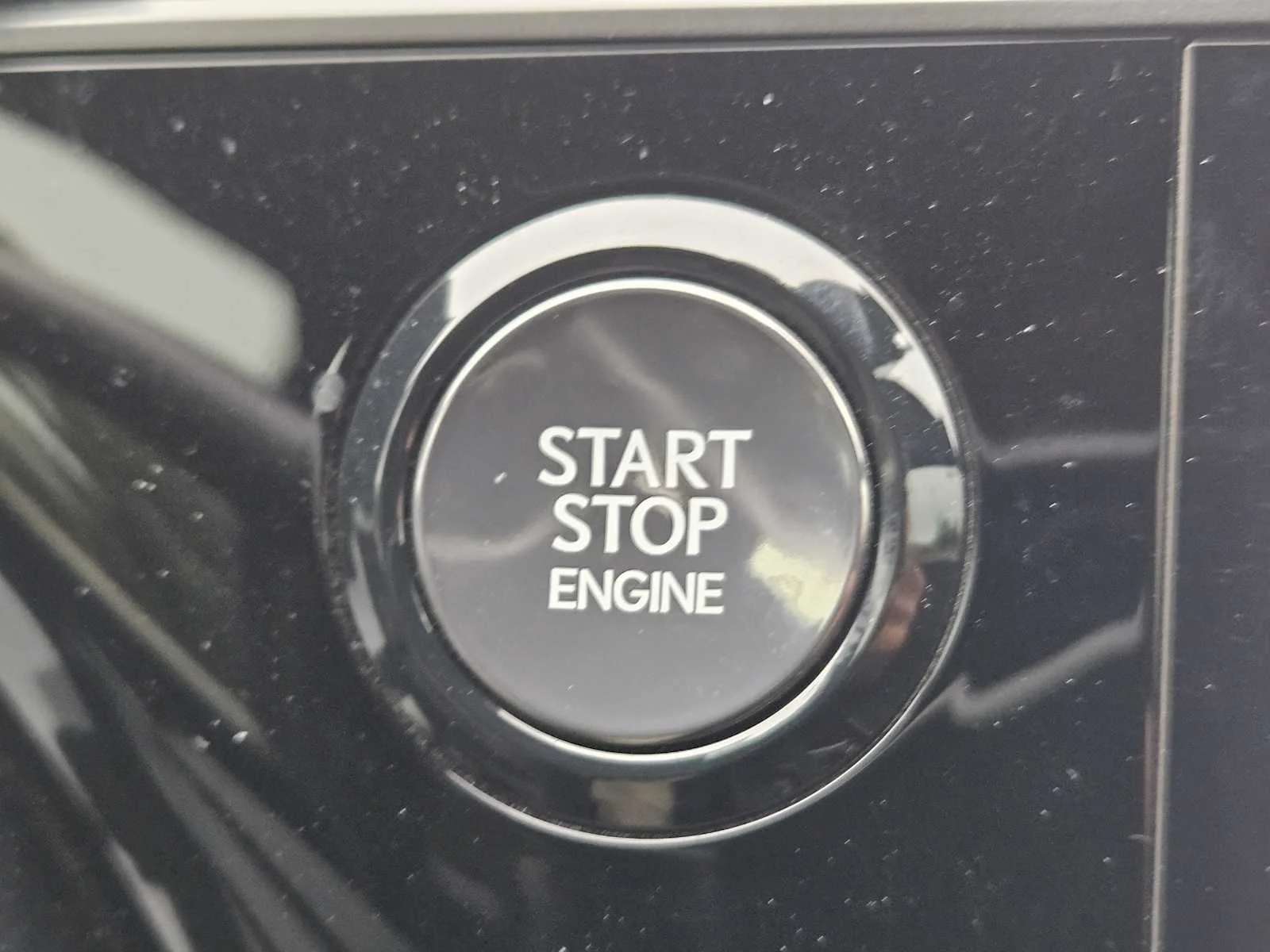 Certified Used 2024 CAVIAR Lexus  image 16