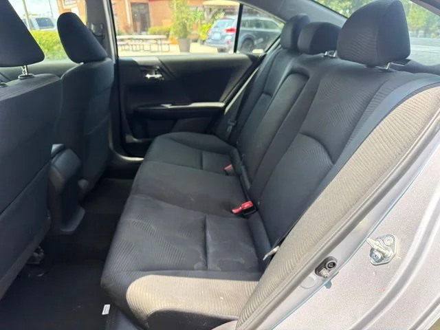 Used 2017 Silver Honda LX image 18