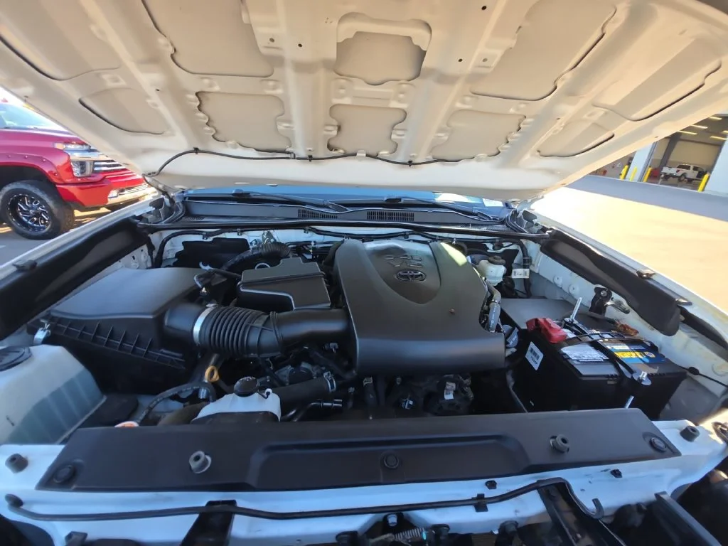 Used 2021 White Toyota SR image 30