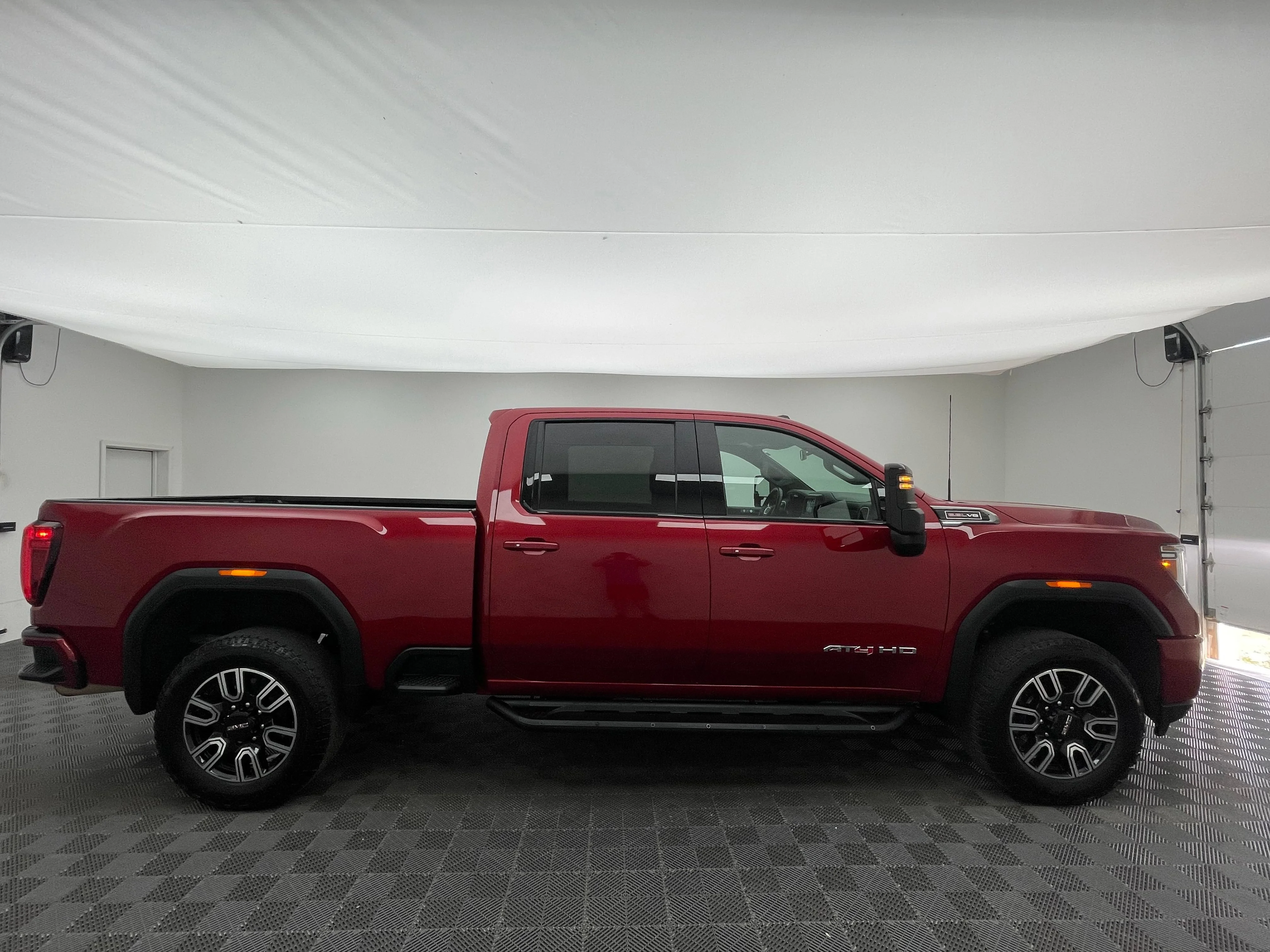 Used 2022 Cayenne Red Tintcoat GMC AT4 image 6