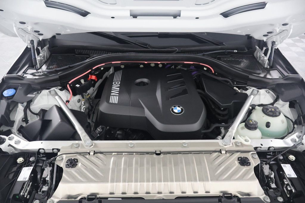 Used 2025 White BMW 30 xDrive image 9